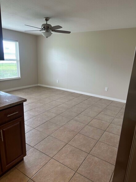 Building Photo - 4520 Bear Lake Ct