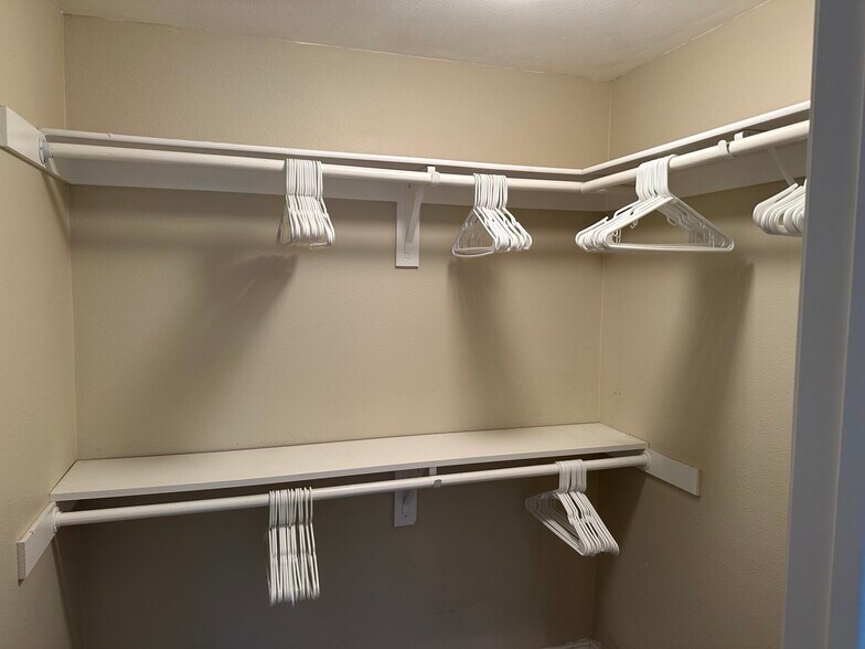 Walk in closet - 12370 Carmel Country Rd