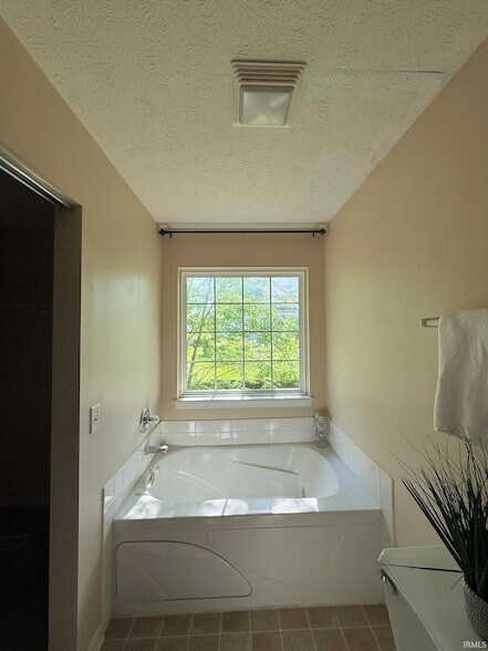 Building Photo - 4816 N Ashcroft Ln