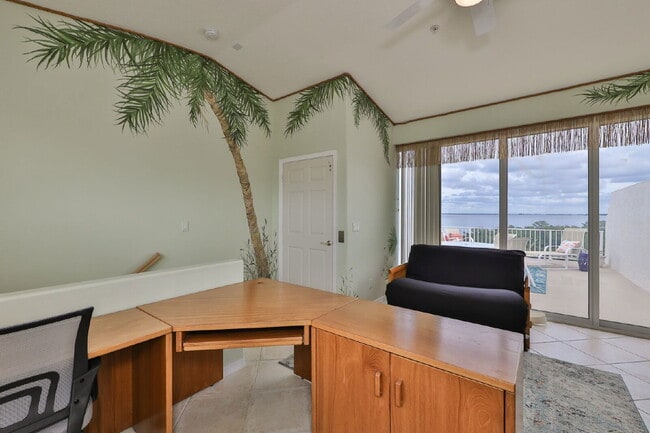 Building Photo - 1593 Pinellas Bayway S