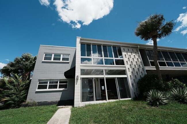 Building Photo - 151 N Orlando Ave