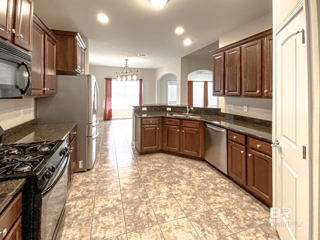 Building Photo - 609 Royal Troon Cir