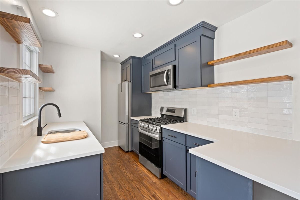 Building Photo - 5527 Linden St