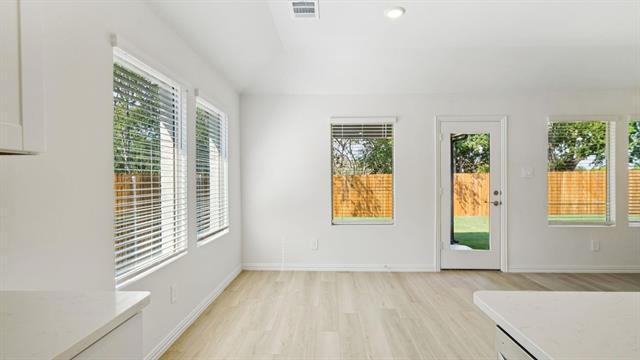 Building Photo - 6624 Vly Lk Ln