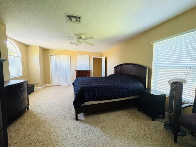 Building Photo - 8650 Tara Oaks Ct