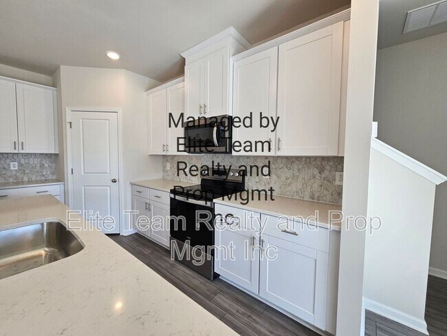 Building Photo - 5213 Brailey Cir