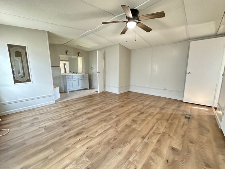 Building Photo - 124 Mattingly Ln