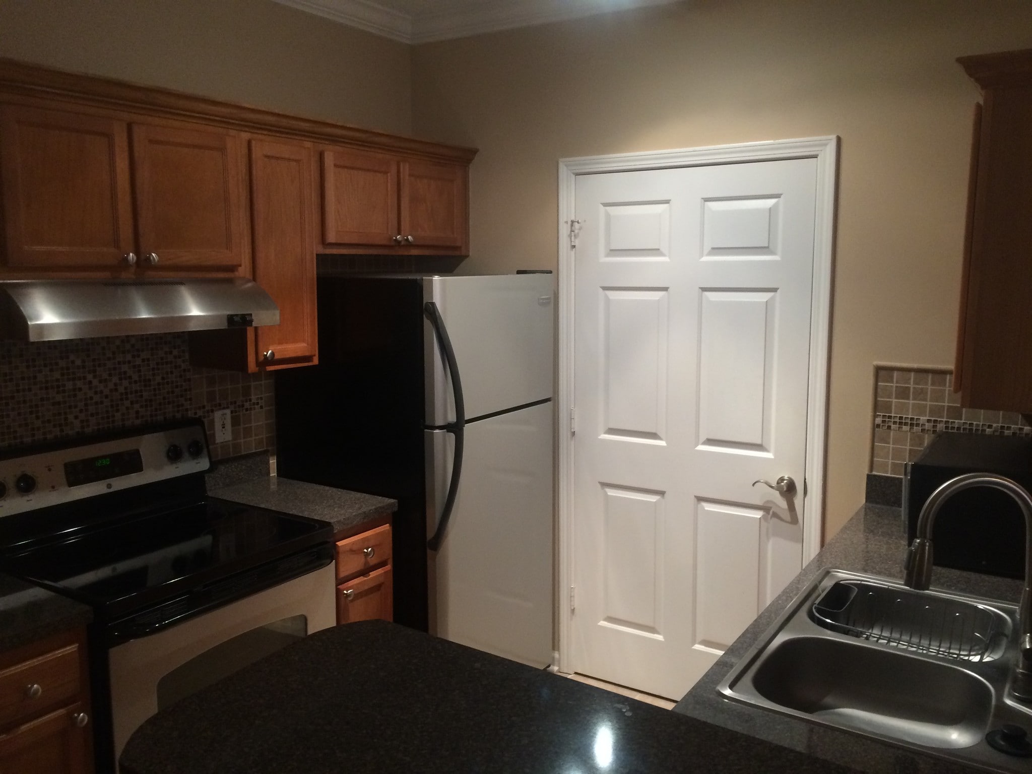 Kitchen Stainless Steel (Laundry Room Door) - 45 Sycamore Ave
