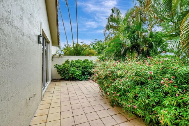 Building Photo - 5152 NW 26th Cir