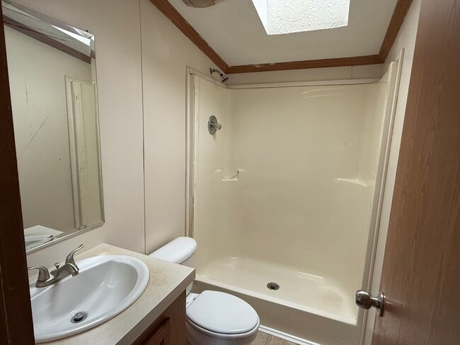Building Photo - 249 E Birdsall-