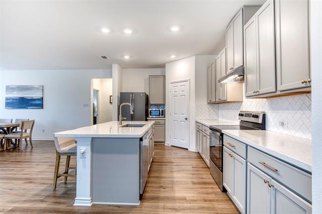 Building Photo - 2513 Wayne Ave