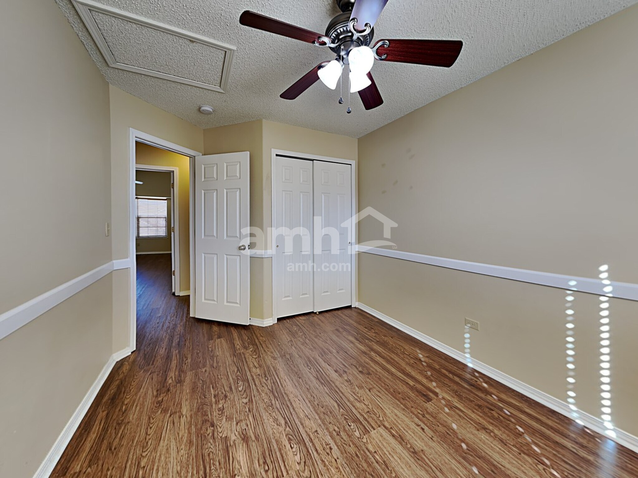 Building Photo - 2211 Pinyon Jay Dr