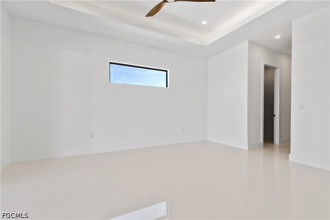 Building Photo - 3321 SW 3rd Ln