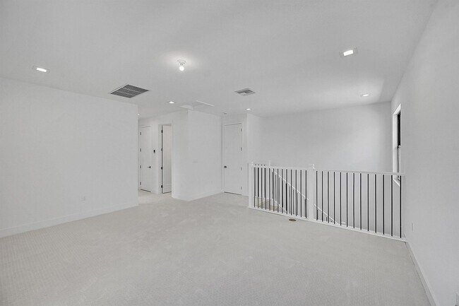 Building Photo - 13072 Feathering Wy