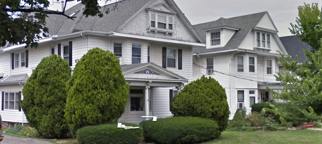 Primary Photo - 908 West Ave