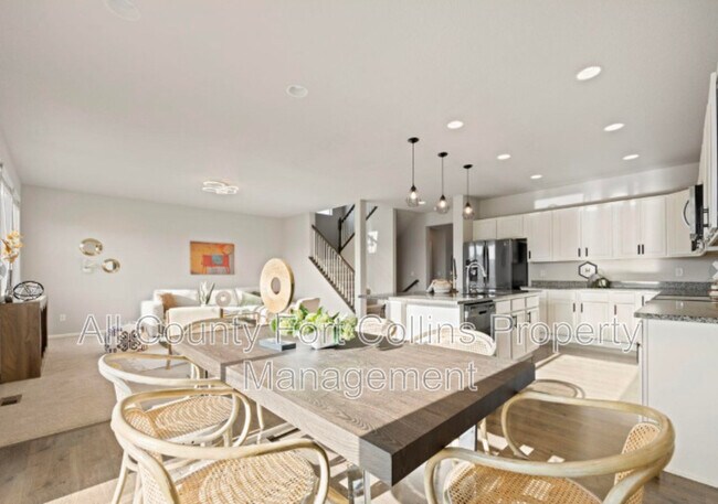 Building Photo - 5217 Alberta Falls St