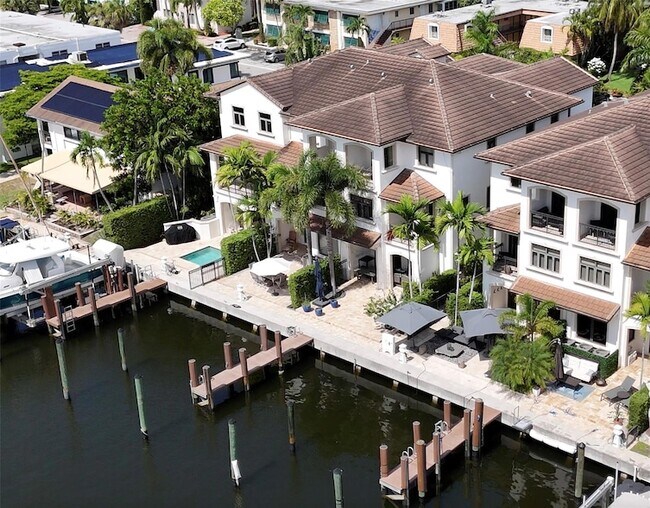Building Photo - 105 Isle of Venice Dr