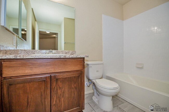 Building Photo - 7387 E 39th St