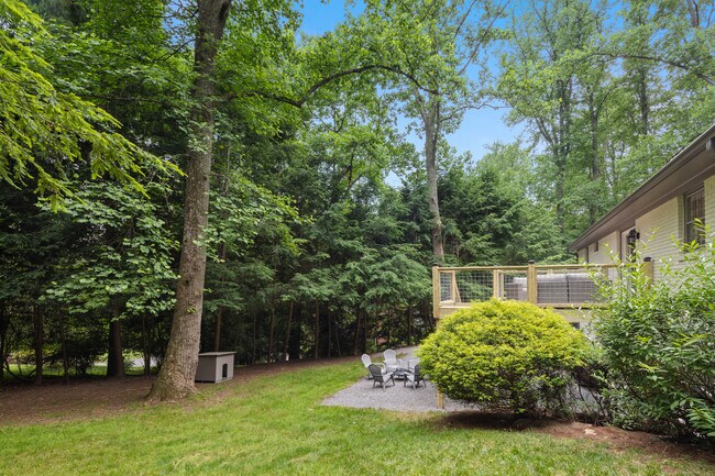 Building Photo - 116 Overlook Rd