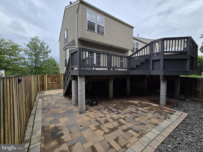 Building Photo - 14134 Darkwood Cir