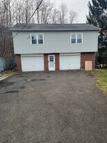 Building Photo - 120 Annetta St