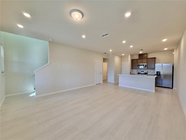 Building Photo - 16270 Merry Aly