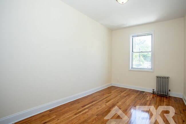 Building Photo - 667 Brooklyn Ave