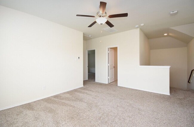 Building Photo - 9431 Summer River Dr