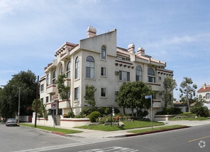 Building Photo - i3965