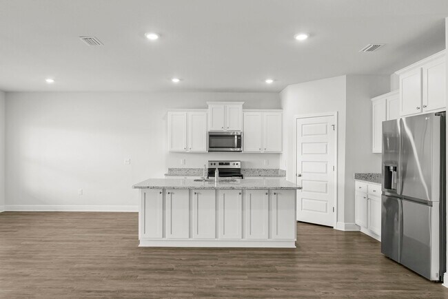 Building Photo - 464 Eagle Lake Wy