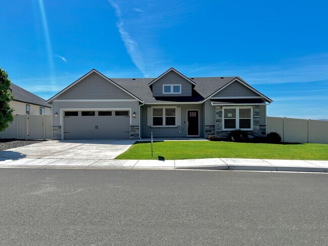 Building Photo - Non-Refundable & Security Deposit Total: $2950.00