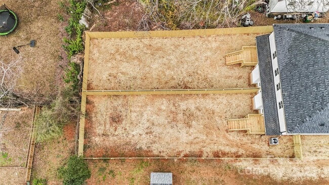 Building Photo - 2718 Mayfair Ave