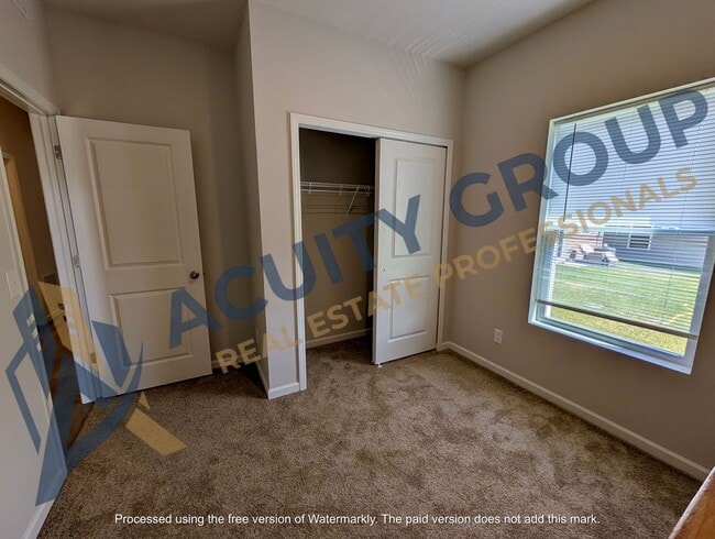 Building Photo - 501 Redwood St N