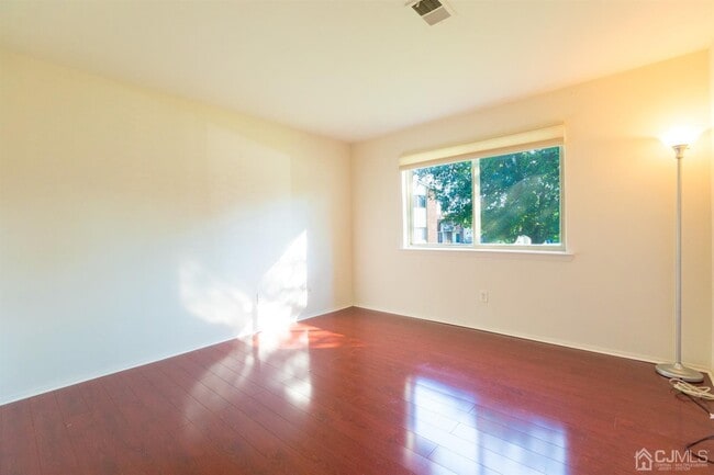 Building Photo - 1701 Muriel Ct