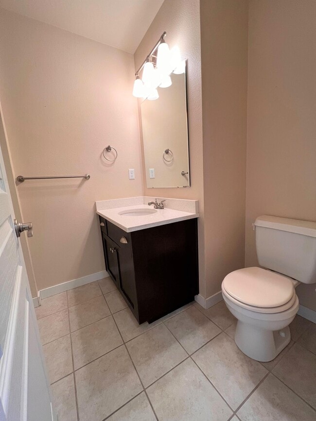 Building Photo - 8861 W Pine Valley Ln
