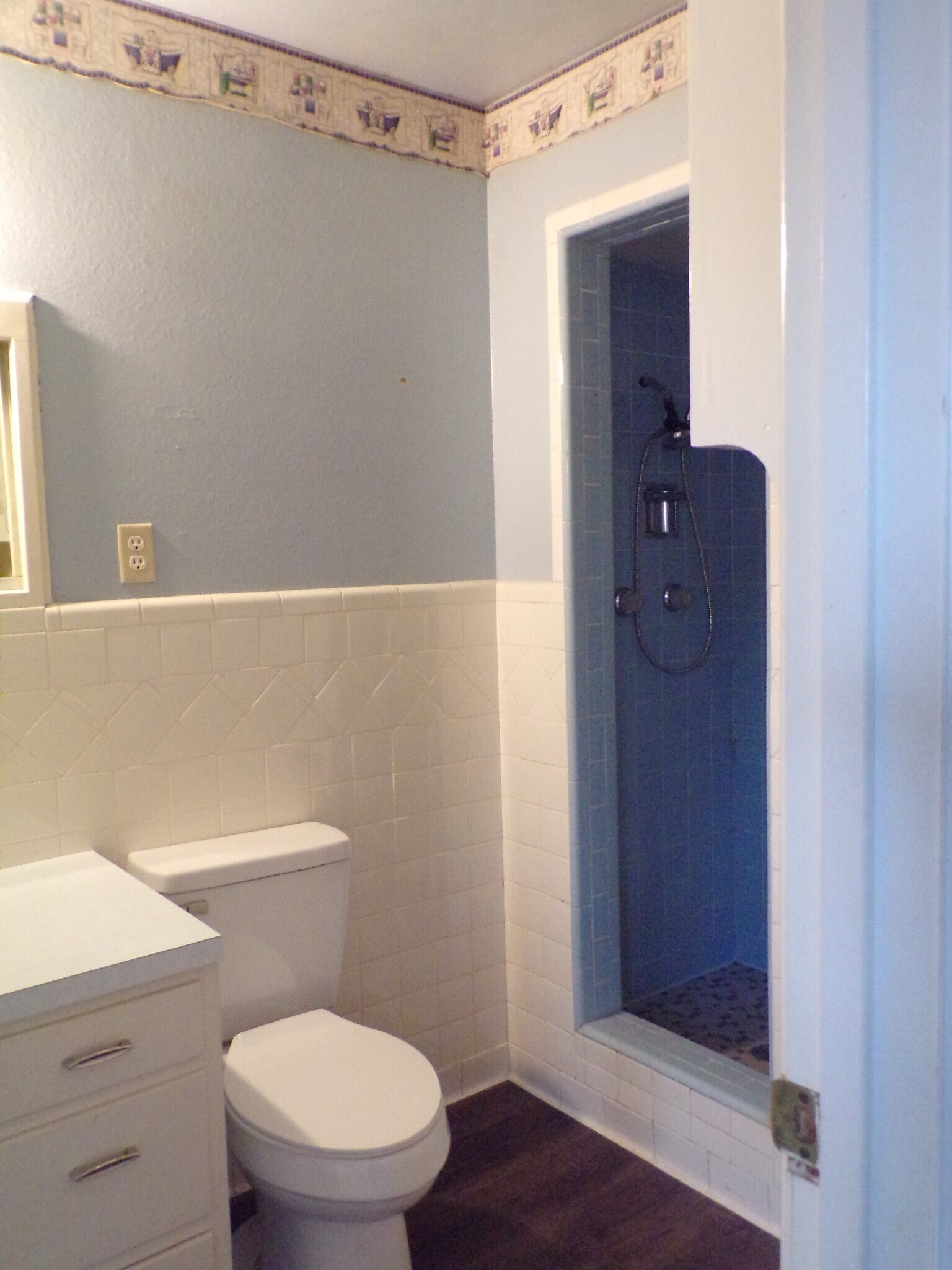 Master Bath - 128 E Yucca Ave