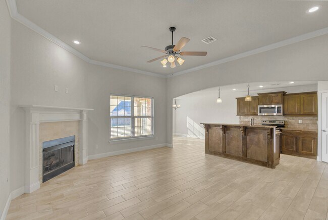 Building Photo - 1101 Chattie Dr