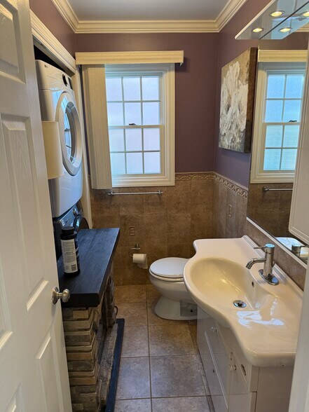 Building Photo - 284 Semton Blvd