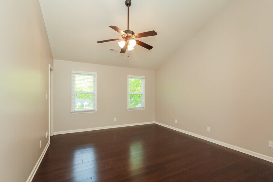 Building Photo - 11025 Ballards Pond Ln