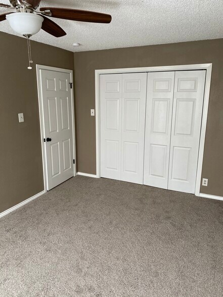 Bedroom 2 - 4528 Lanham St