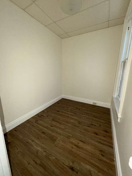 Building Photo - 18 Marvin Ave