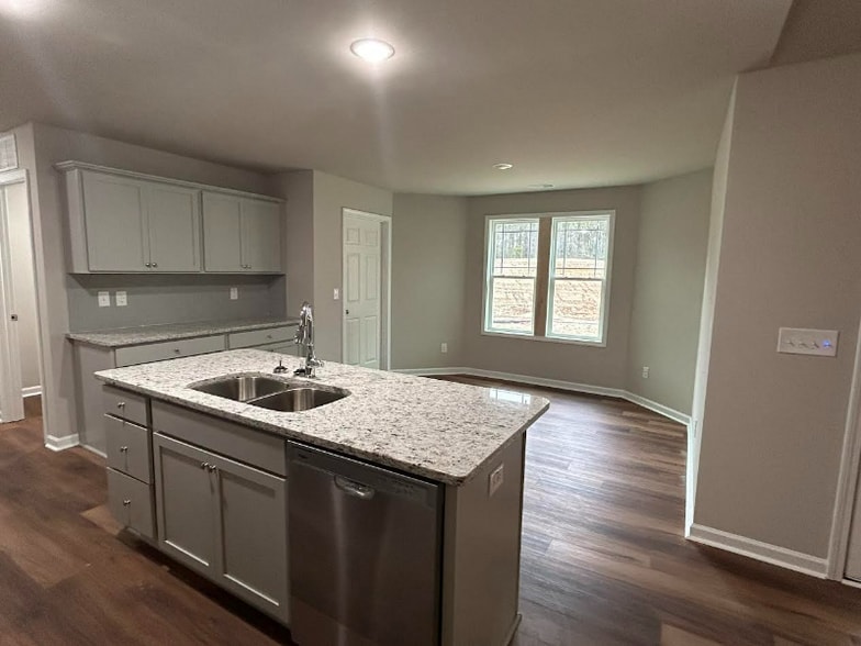 Building Photo - 401 Grand Oaks Dr