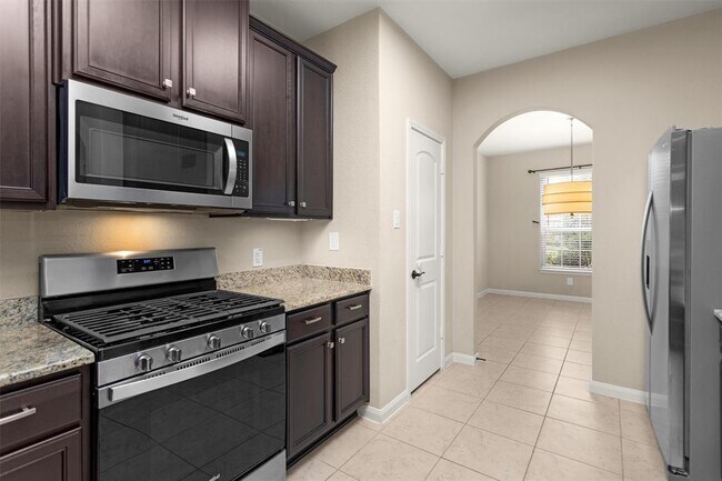 Building Photo - 8858 Oval Glass St