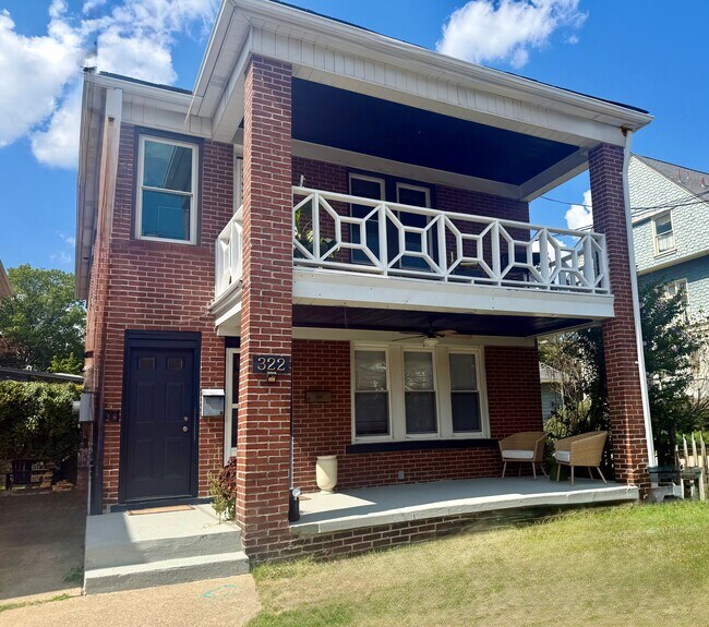 Building Photo - 322 S Lang Ave