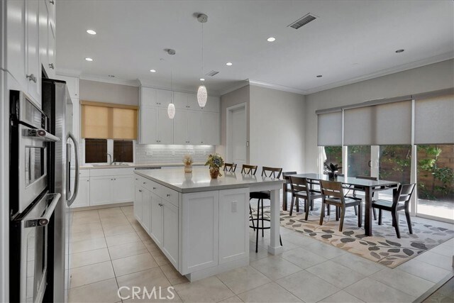 Building Photo - 54 Stetson