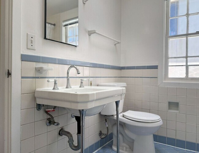 Building Photo - This is a Berkeley Lifestyle. | 3BR | 1.5BA | 1,450 SF | Just Steps from Campus