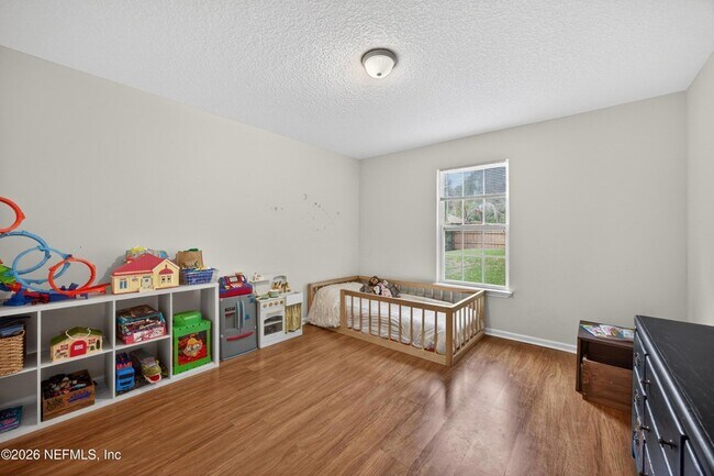 Building Photo - 940 State Rd 13 N