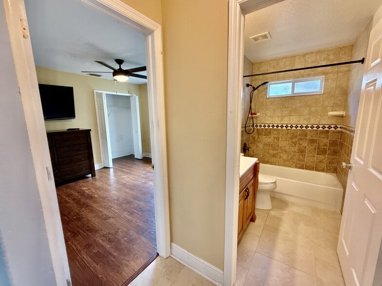 Building Photo - 19029 Weatherstone Dr