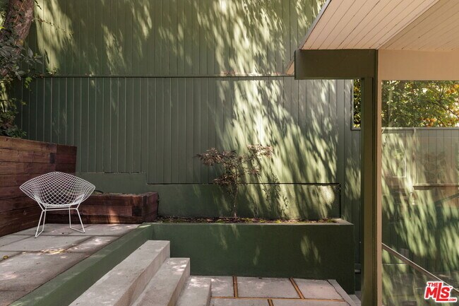 Building Photo - 8322 Ridpath Dr