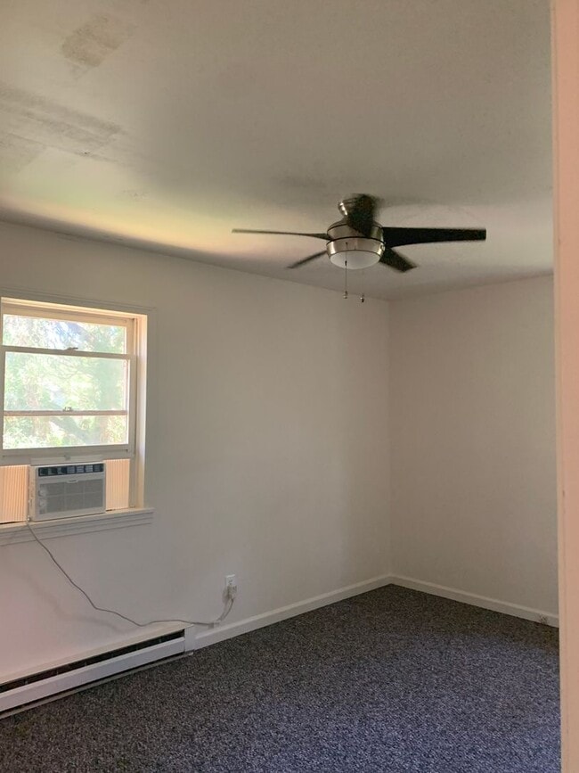 Building Photo - 2 Bedroom 1 Bath Home in Kill Devil Hills